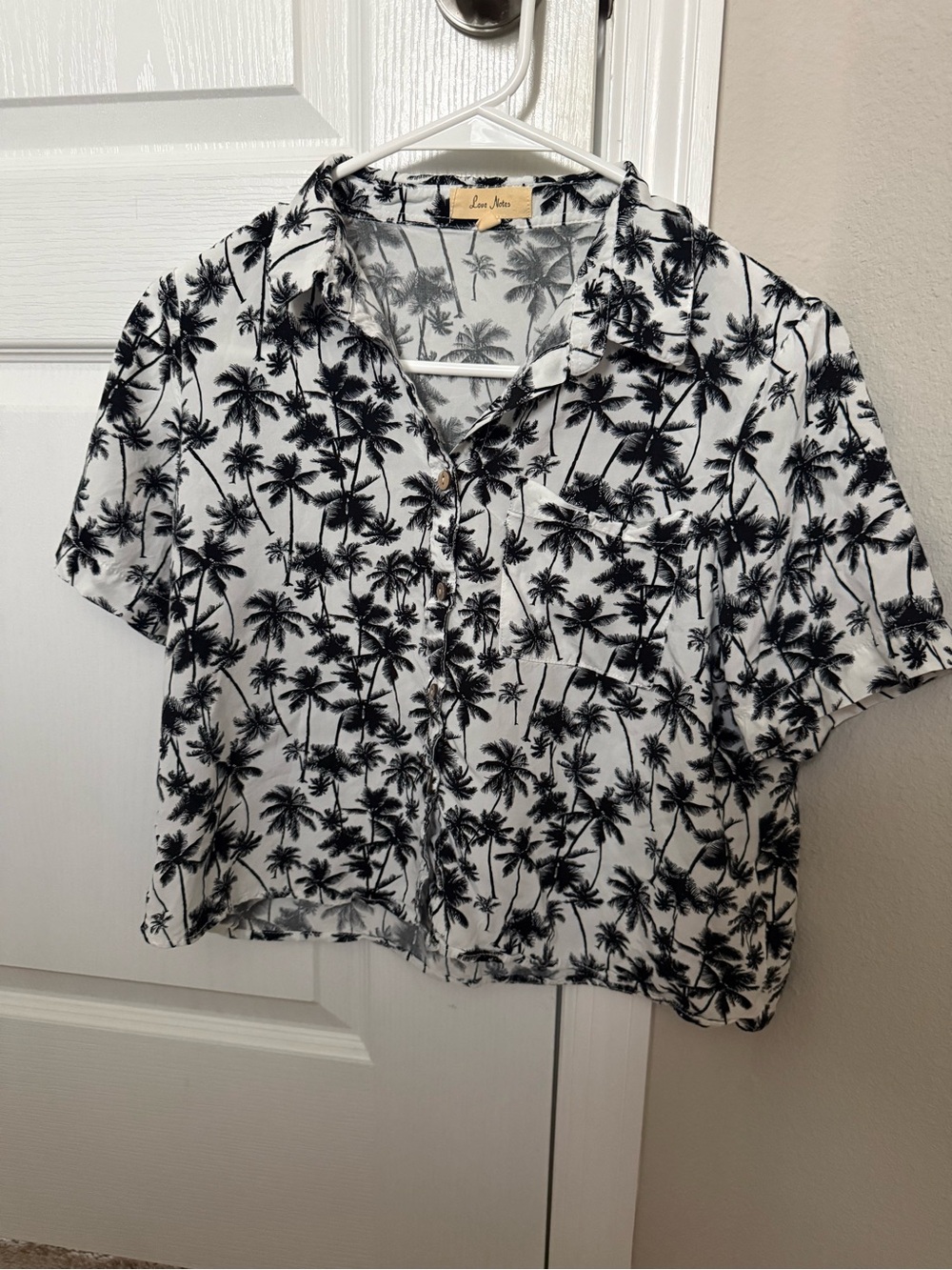 Love Notes Tropical Palm Print Button-Up Blouse - Size M